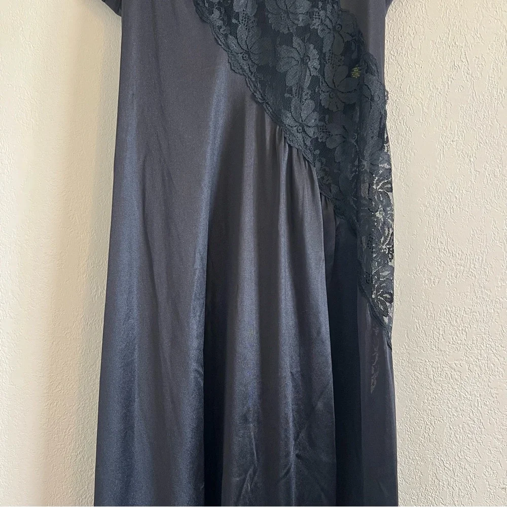 Vintage Val Mode High Slit Lace Slip - Picture 4 of 13